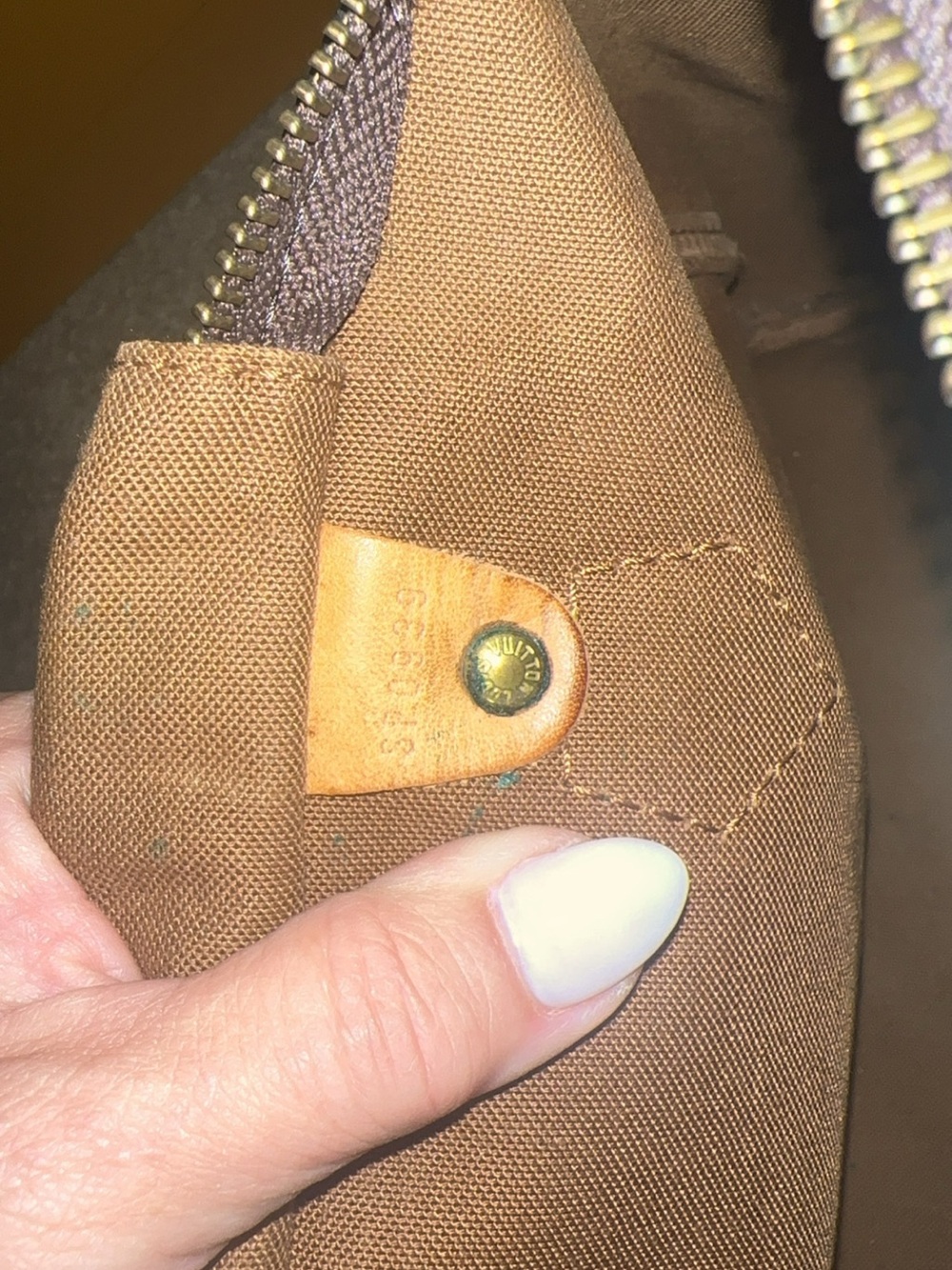 Authentic Vintage LV Speedy 30 - Picture 2 of 8